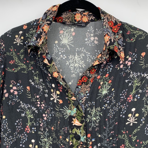 BLACK FLORAL BUTTON SNAP SHIRT - Picture 5 of 5